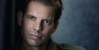 Har du blivit nationalist, Alex Schulman?