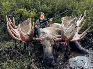 Hunting Giant Moose in Alaska with Adam Grenda