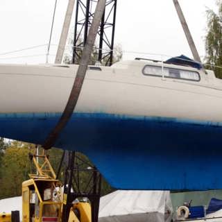 Gamla färger läcker gift – båtägare tvingas till omfattande sanering