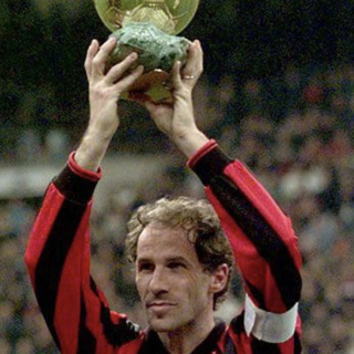 Riposa in pace eterno Capitano ❤️🖤🕊️