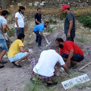 Rapport från Lesbos: gravstenar utan namn