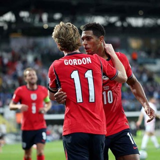 Seven HEAVEN for England!