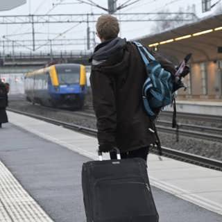 Så sena är de svenska tågen egentligen | Ring P1 reder ut