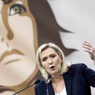 Le Pen, feminismen och förorten