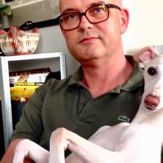 Kan min hund känna skam? Om att förstå djur