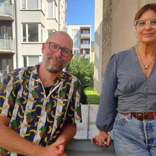 Fredag i P1: Sovmorgonstvång, svenska värderingar och hur ett wc-rum såg ut 1975