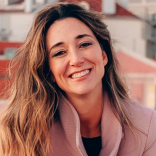 From Paddle Courts to Fado Stages: Fadista Clara Sevivas