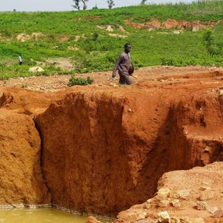Nigeria probes the deaths of miners in custody