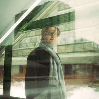 02/23: "Haavamaassa trauma paisuu kahteen suuntaan" – Pontus Purokurun uusin teos on sävyltään poikkeuksellinen