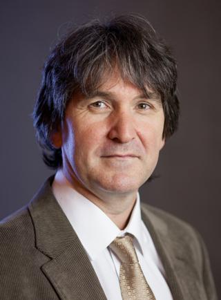 Dr. Csaba Toth - Community VIP