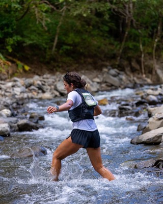Liz H: Running from Boston to New York with 6 women, Part 2