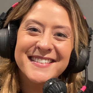 Bachelorprogramledaren Malin Stenbäck: Alla tjejer ska få känna sig fina som de är