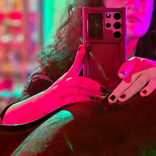 AN INTERVIEW WITH A CROSSDRESSER - "LIFE IS NEVER EASY"