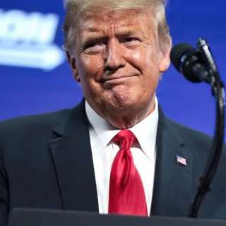 Robinhood Chain Goes Global, Korean AI Memorials Spark Ethics, AI Video Mocking Trump Critics Sparks Debate, ET Awards Spotlight AI Innovators, and more...