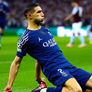 Paris and Barca survive scares to reach semis