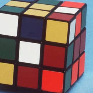 Per Naroskin: Gammal är yngst. Jessika Gedin: Moralmonopol gör alla till vinnare. Göran Everdahl: Rubiks kub istället för livspussel
