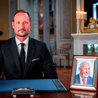 Kan rockprinsen Haakon samle resterne af det norske kongehus?