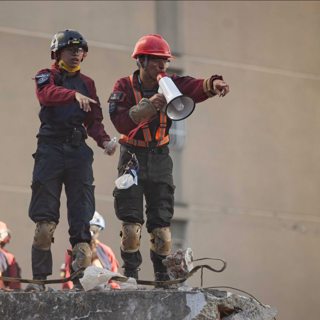 Venezuela races to find earthquake survivors