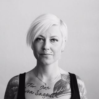#56 Anna-Lena - "Nazibruden"