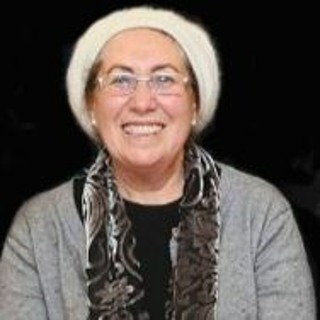 Yoatzot Halacha and Women's Roles in Learning and Leadership (111)