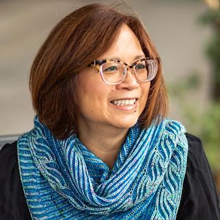 Episode 366 - Knitting in Public with Michele