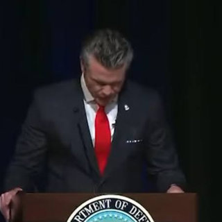 War Secretary Pete Hegseth Prays to “King Jesus”