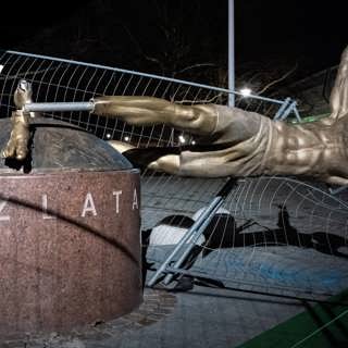 Zlatans staty vandaliserades och försvann