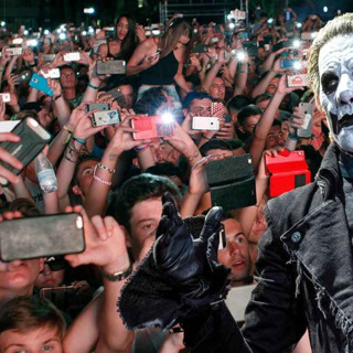 Is it really possible to ban phones at gigs?