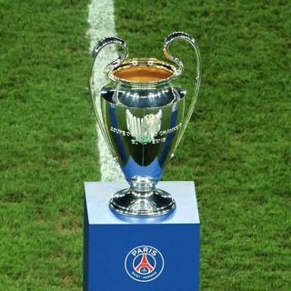 Man Utd, Liverpool or Chelsea: Who Makes the Champions League?