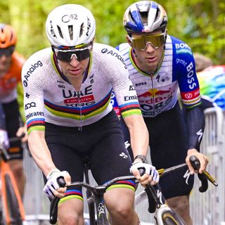 S1 Ep701: Remco Won't Win The Tour de France, But His Numbers Should | GCN Show Ep. 701