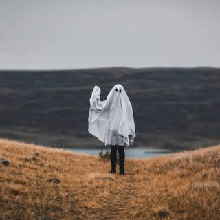 Halloween i svenskan – därför säger spöken ”bu”