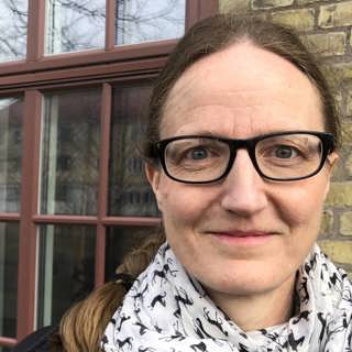Att vara någon – Ida Hallgren