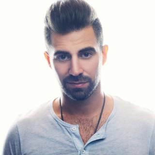 Ep. 361 How to use LANGUAGE to attract women