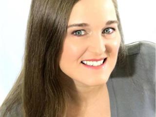Athena Murphy: Vocal Coach & Motivator