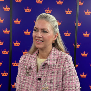 Ruller terning på de kongelige antrekkene: – Hva i all verden?
