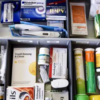 SVT vilse i granskning av tillgången till mediciner, grönt ljus för Telia att köpa TV4, juridisk röra när poddlandskapet granskas