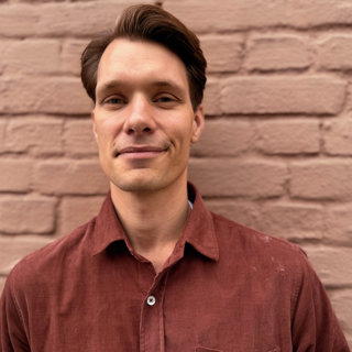 DAGBLADET: Tårer, gode historier og analyser for avisen alle har en mening om