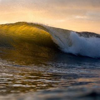 Peaceful Slow Crashing Waves - 10 Hours Sleep Sound