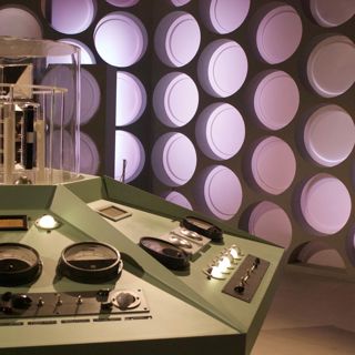 Tardis Interior (No Computer Sounds) - 10 Hours Sleep Sound