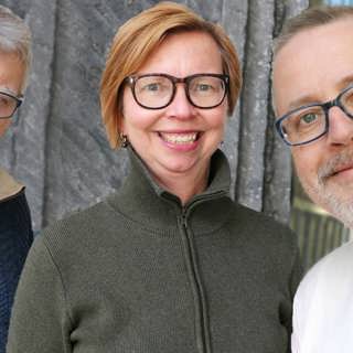 Nätet är en elefant, Alla börjar gråta & Med katten i tiden