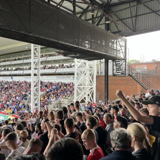 UWS podcast 529. Legends and Palace away. In association with BetFred.