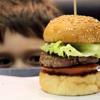 Are restaurants putting their money where their mouth is when it comes to your health?