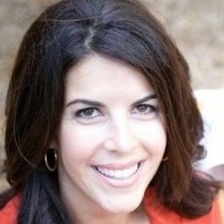 How SurveyMonkey Attracts the Curious, with Becky Cantieri