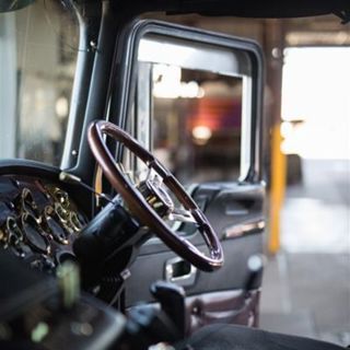 Large Idling Diesel Semi Truck - 10 Hours Sleep Sound