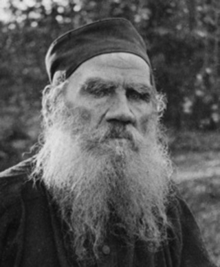 Tolstoj: Bondehøvding og dikterkjempe