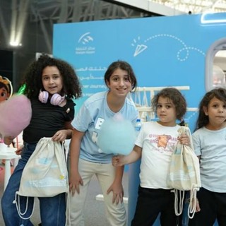 Sharjah Airport entertains children with summer activities✈️