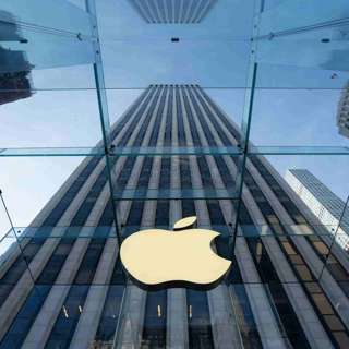 Google Meet Launches AI Notes, Claude Chatbot Launches Transparency Initiative, OpenAI Unveils Strawberry AI, AI Game Engine Simulates DOOM, and more...