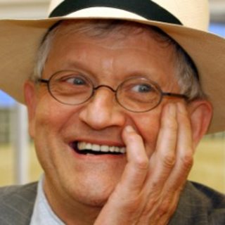 Celebrated British artist David Hockney dies at 88