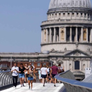 Summer heatwave hits the UK - is London climate resilient?