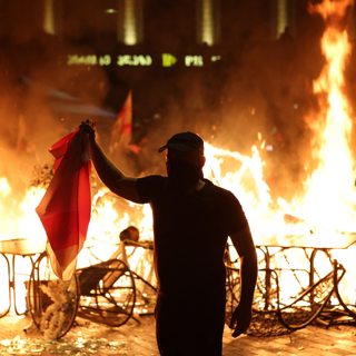 Почему мирная революция в Грузии провалилась?